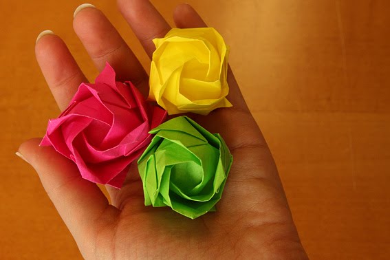 川崎玫瑰花的折法图解教程手把手教你制作漂亮的威廉希尔中国官网
川崎玫瑰