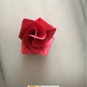 情人节折纸玫瑰的简单制作方法 钻石玫瑰如何折叠