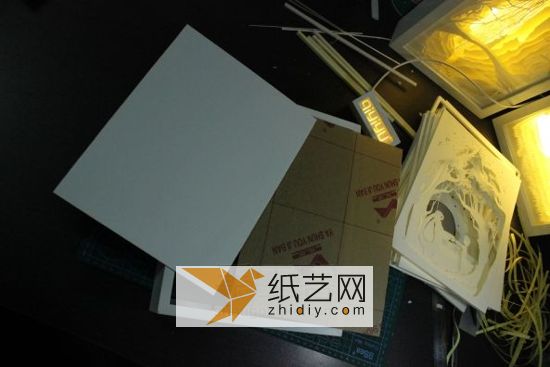 大白光影纸雕灯制作威廉希尔中国官网
 第8步