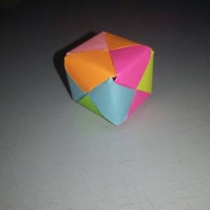 教你彩色折纸立方体的制作威廉希尔中国官网
