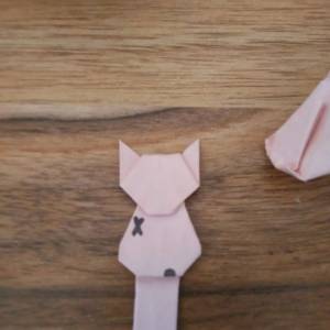 折纸小猫书签图解威廉希尔中国官网
 如何DIY制作出可爱书签