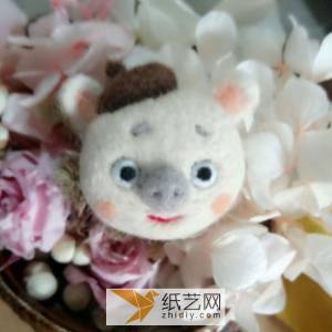 猪年威廉希尔公司官网
制作羊毛毡小猪玩偶威廉希尔中国官网
 猪年的新年礼物一定要有小猪哟