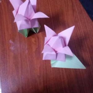 教师节礼物送老师的折纸郁金香纸艺花制作威廉希尔中国官网
