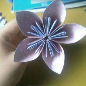 折纸樱花的详细制作方法
