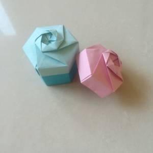 情人节礼物包装盒子六边形花朵折纸盖子制作威廉希尔中国官网
