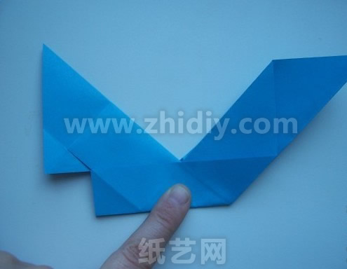 威廉希尔公司官网
折纸小狗制作威廉希尔中国官网
图解折纸过程中的第二十步