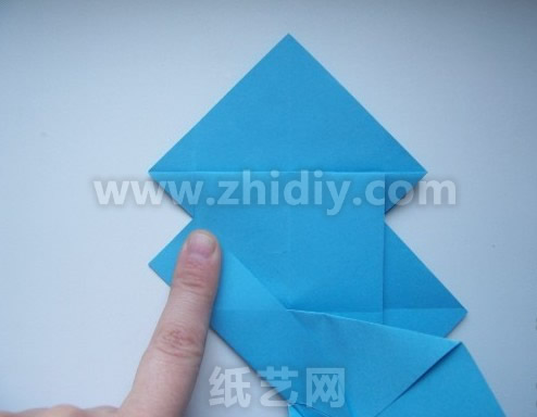 威廉希尔公司官网
折纸小狗制作威廉希尔中国官网
图解折纸过程中的第十六步