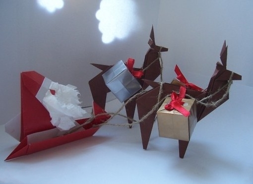 折纸圣诞老人制作威廉希尔中国官网
制作完成后精美的效果图