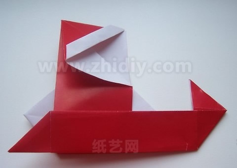 折纸圣诞老人制作威廉希尔中国官网
制作过程中的第二十五步