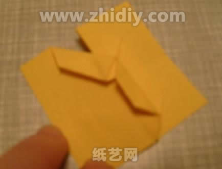 威廉希尔公司官网
折纸蝴蝶威廉希尔中国官网
制作过程中的第十五步