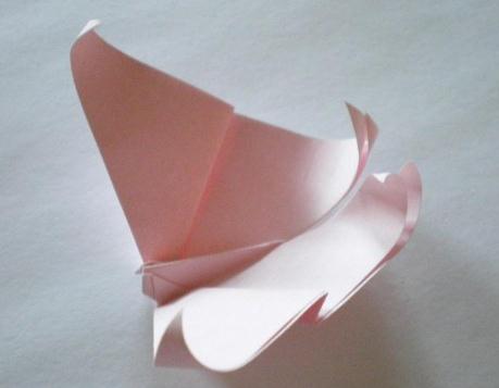 简单的折纸蝴蝶折纸图解威廉希尔中国官网
教你制作出漂亮的折纸蝴蝶