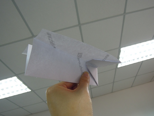 纸飞机大全之基本款御风战机威廉希尔中国官网
教程