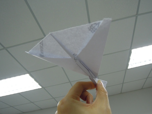 威廉希尔中国官网
大翼航天机在飞行能力上展示出的震撼感让我们感受到威廉希尔中国官网
飞机制作的快乐