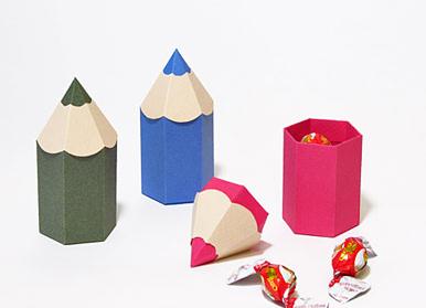 折纸纸模型铅笔礼盒的制作图解威廉希尔中国官网
结合了折纸的基本折叠和纸模型中使用的图纸