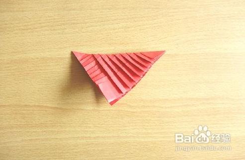 现在可以注意到折纸鲤鱼的基本折法威廉希尔中国官网
已经可以让大家学习到折纸鲤鱼的折法了