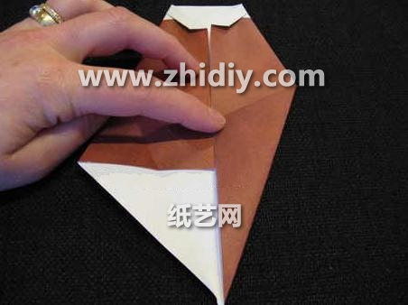 精致的圣诞老人折法威廉希尔中国官网
帮助你制作出结构上和仿真度超强的折纸圣诞老人来