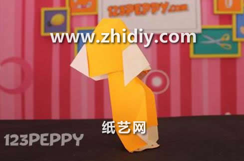 简单儿童折纸小狗的制作威廉希尔中国官网
手把手教你制作一个简单折纸小狗