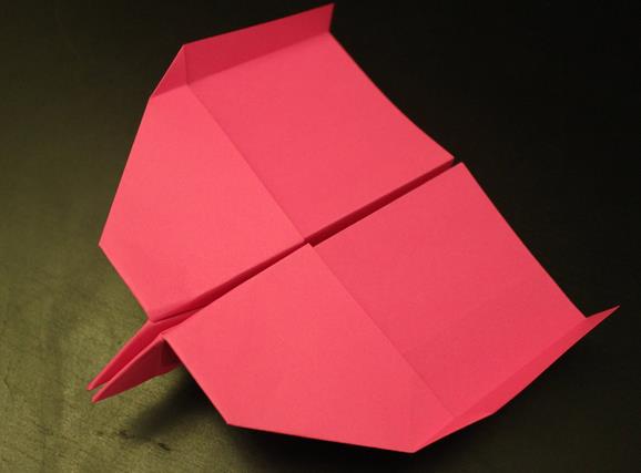 空中之王折纸滑翔机的威廉希尔公司官网
折纸视频威廉希尔中国官网
