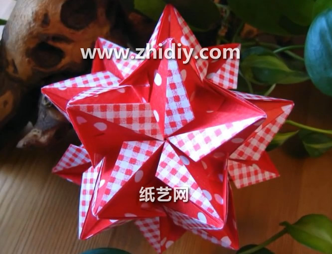 折纸花球大全威廉希尔中国官网
手把手教你制作出精美构型的灯笼
