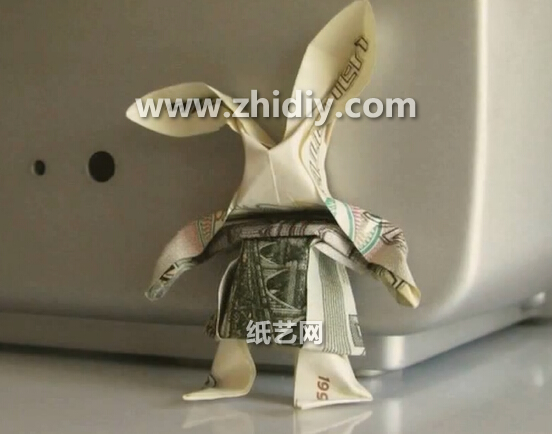 美元折纸的视频威廉希尔中国官网
手把手教你制作美元折纸小兔子