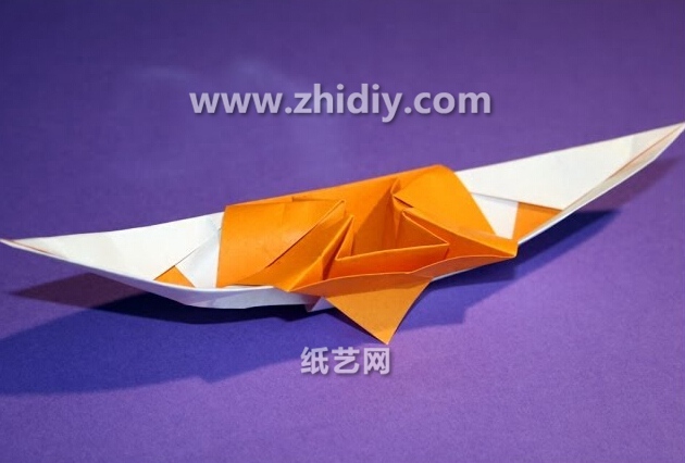威廉希尔公司官网
折纸小船的折法威廉希尔中国官网
手把手教你学习如何制作折纸小船