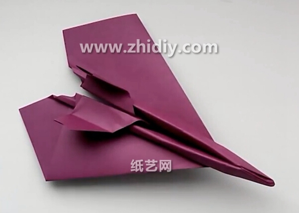 威廉希尔公司官网
折纸飞机折纸战斗机的折法威廉希尔中国官网
手把手教你学习如何制作折纸战斗机