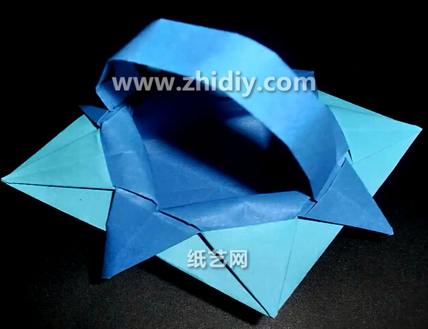 儿童折纸小篮子的折法视频威廉希尔中国官网
教你学习折纸小篮子如何制作