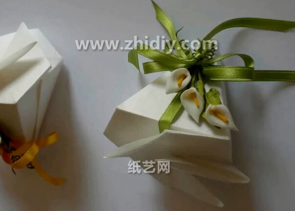 威廉希尔公司官网
折纸盒子的折法威廉希尔中国官网
手把手教你学习如何制作折纸婚礼礼盒