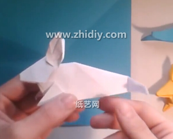 威廉希尔公司官网
折纸小兔子的折法威廉希尔中国官网
教你学习如何制作折纸小兔子