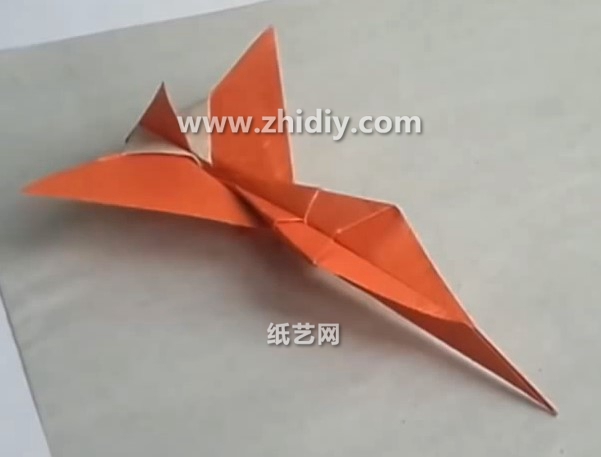 威廉希尔公司官网
折纸飞机的折法威廉希尔中国官网
教你学习如何制作折纸战斗机