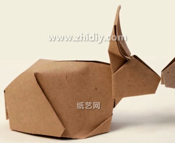 中秋节简单折纸小兔子的折法威廉希尔中国官网
教你如何制作折纸小兔子