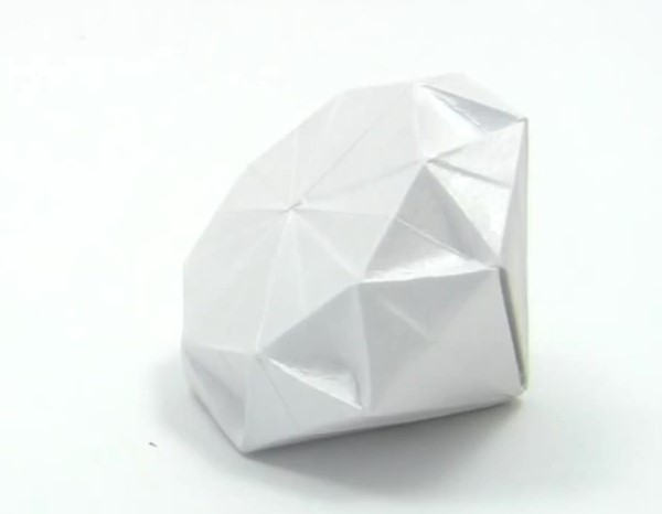 威廉希尔公司官网
折纸钻石的折法威廉希尔中国官网
手把手教你学习如何制作折纸钻石