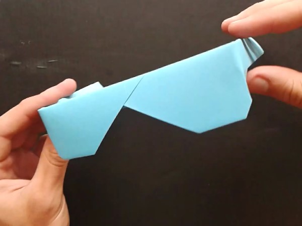 威廉希尔公司官网
折纸太阳镜的折法视频威廉希尔中国官网
手把手教你学习如何制作折纸太阳镜