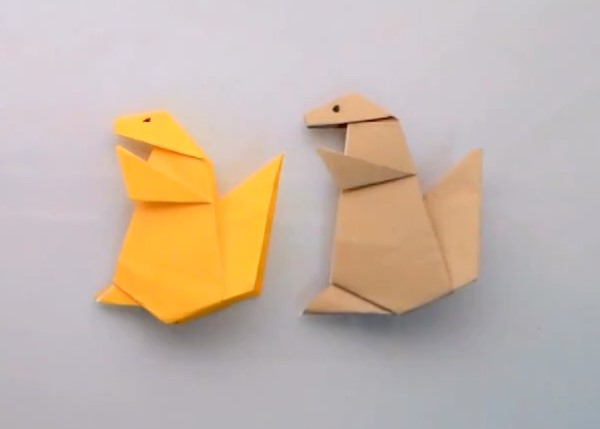 儿童威廉希尔公司官网
折纸小松鼠的折法制作威廉希尔中国官网
教会你如何折叠出可爱的折纸松鼠