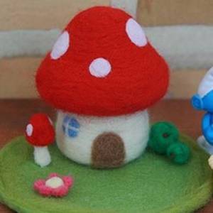 童话蘑菇房子羊毛毡制作威廉希尔中国官网
