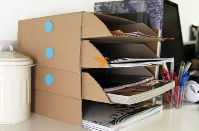 纸艺纸箱做成的多层收纳小柜制作威廉希尔中国官网
