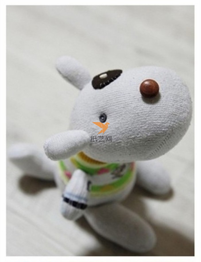 变废为宝废旧不穿的袜子做成的娃娃狗制作威廉希尔中国官网
