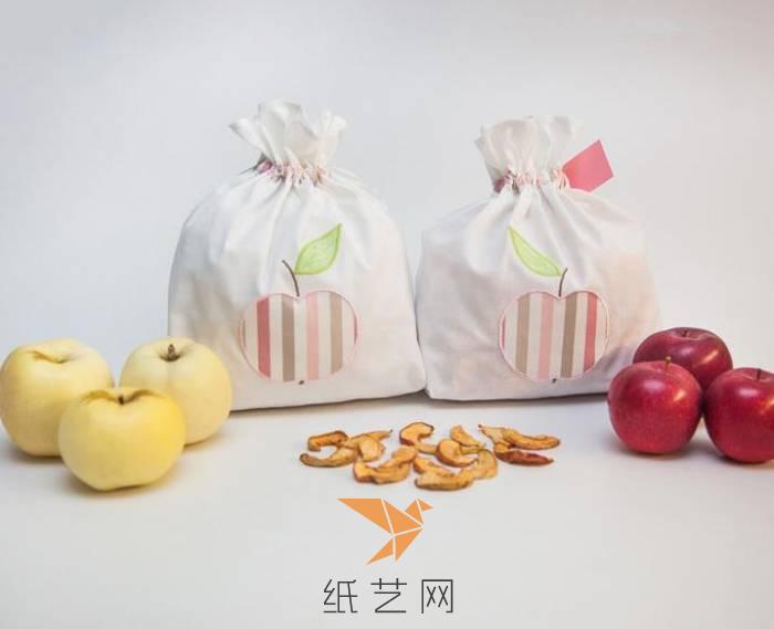 圣诞节礼物包装苹果包包制作威廉希尔中国官网
