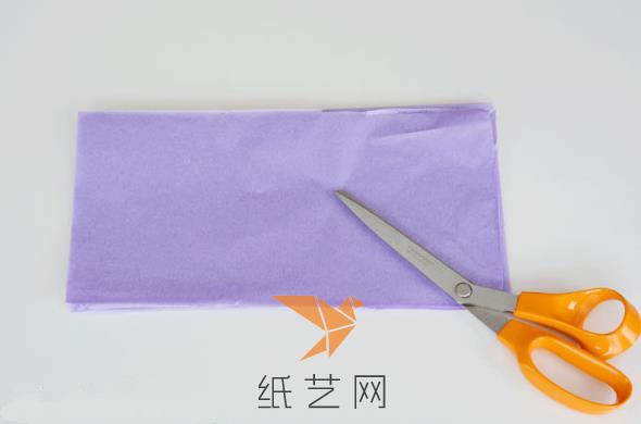 我们用紫色的棉纸来制作纸艺桔梗花