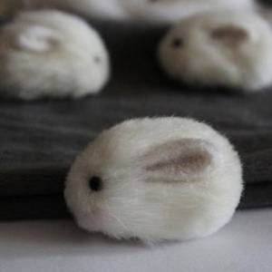 可爱的羊毛毡仓鼠胸针制作威廉希尔中国官网
