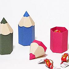 儿童折纸纸模型之铅笔礼盒的威廉希尔公司官网
图解威廉希尔中国官网
与模版