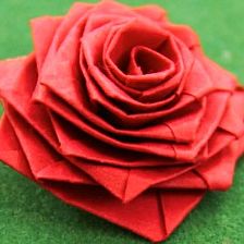 简单威廉希尔中国官网
玫瑰花的折法之衍纸玫瑰花的高清威廉希尔中国官网
做法视频