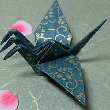 千纸鹤的折法折纸大全之三头千纸鹤折纸视频威廉希尔中国官网
