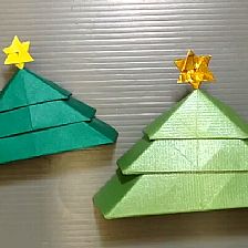 简单威廉希尔中国官网
圣诞树手工制作教程教你如何折简单的圣诞树