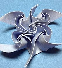 六瓣旋转折纸玫瑰花的折纸视频威廉希尔中国官网
手把手教你制作旋转折纸玫瑰花